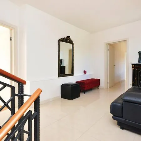 Oliva Allegra Apartment Split